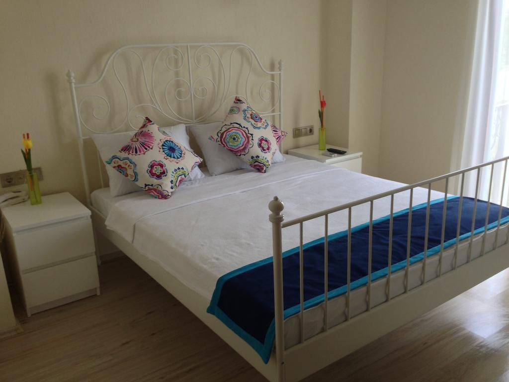 Ender Hotel (Adults Only) Ayvalik Room photo