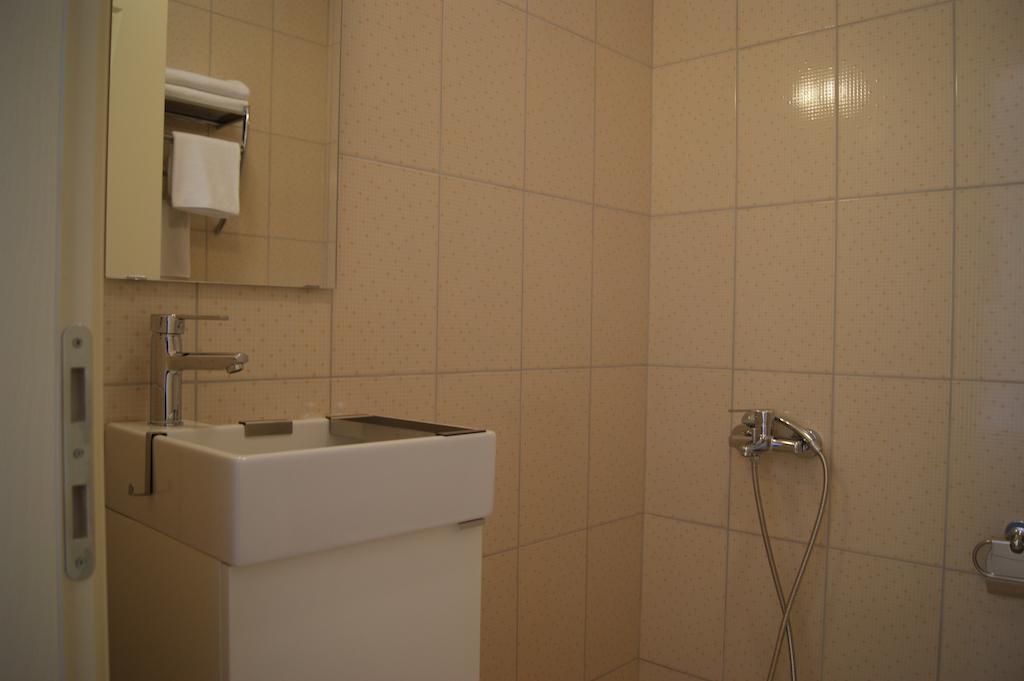 Ender Hotel (Adults Only) Ayvalik Room photo