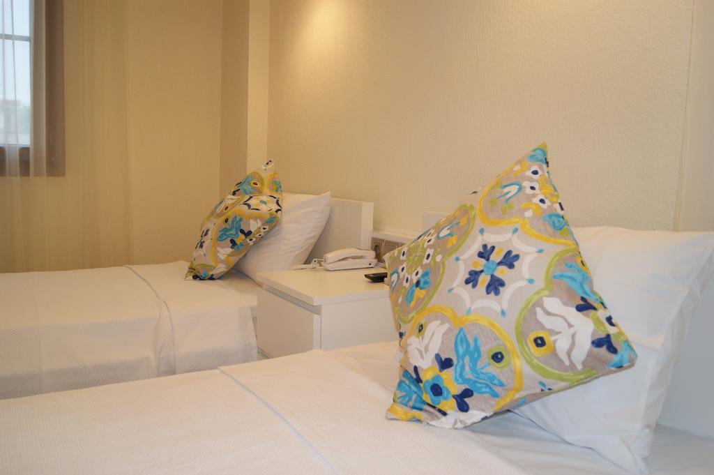 Ender Hotel (Adults Only) Ayvalik Room photo