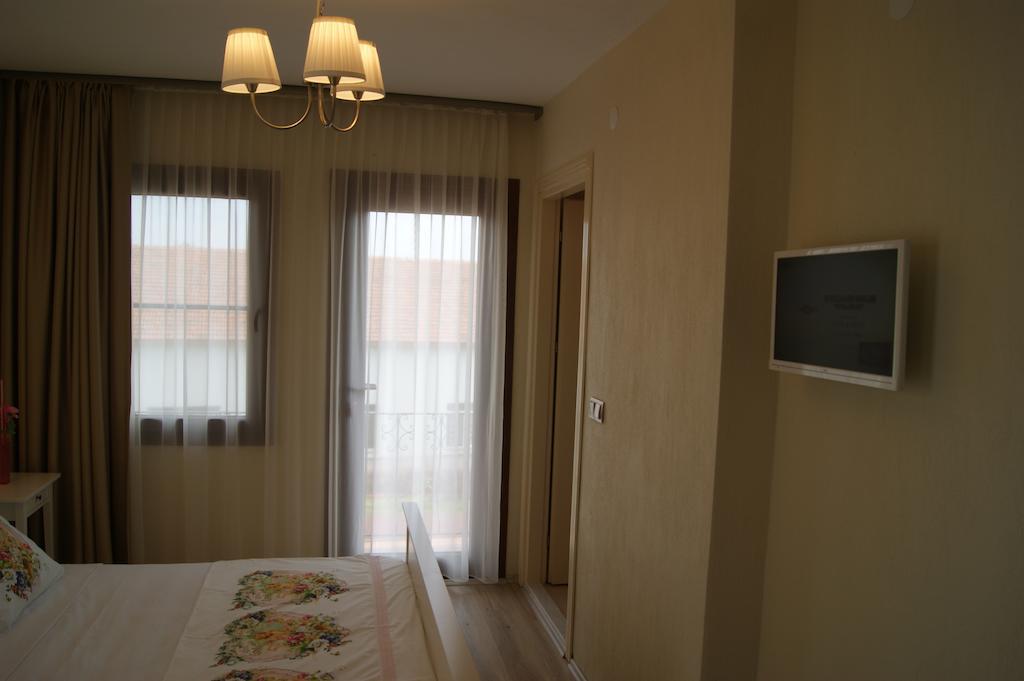 Ender Hotel (Adults Only) Ayvalik Room photo